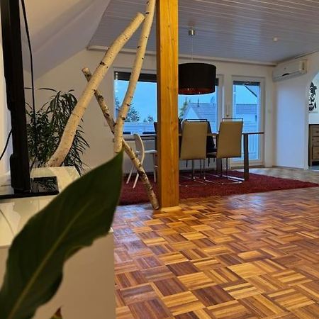 Апартаменты Casa Italia Оберасбах Экстерьер фото
